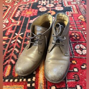 Frye Women’s Chukka leather boots